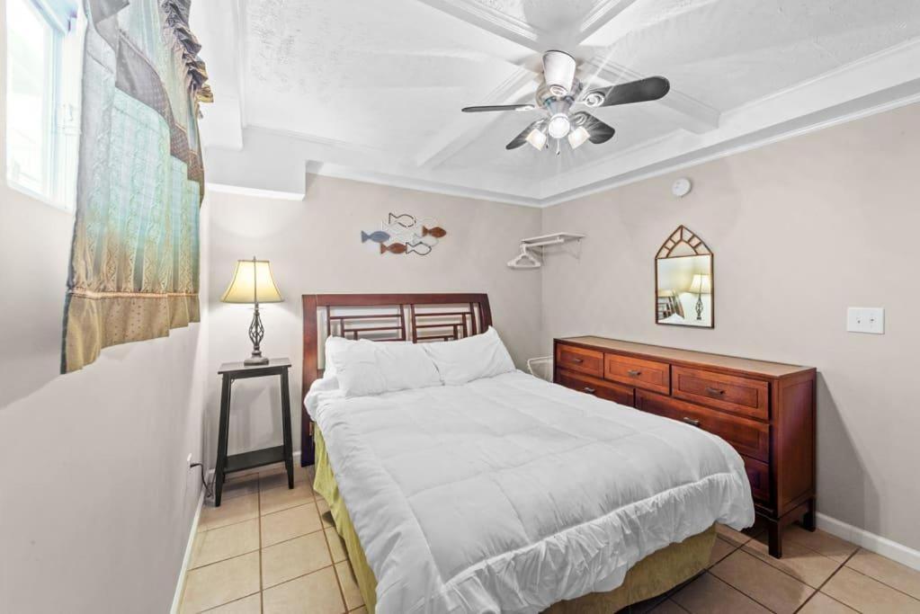 شقة Perfect Location 1Br Pool Parking Outside Area 8 شاطئ ميرتل المظهر الخارجي الصورة